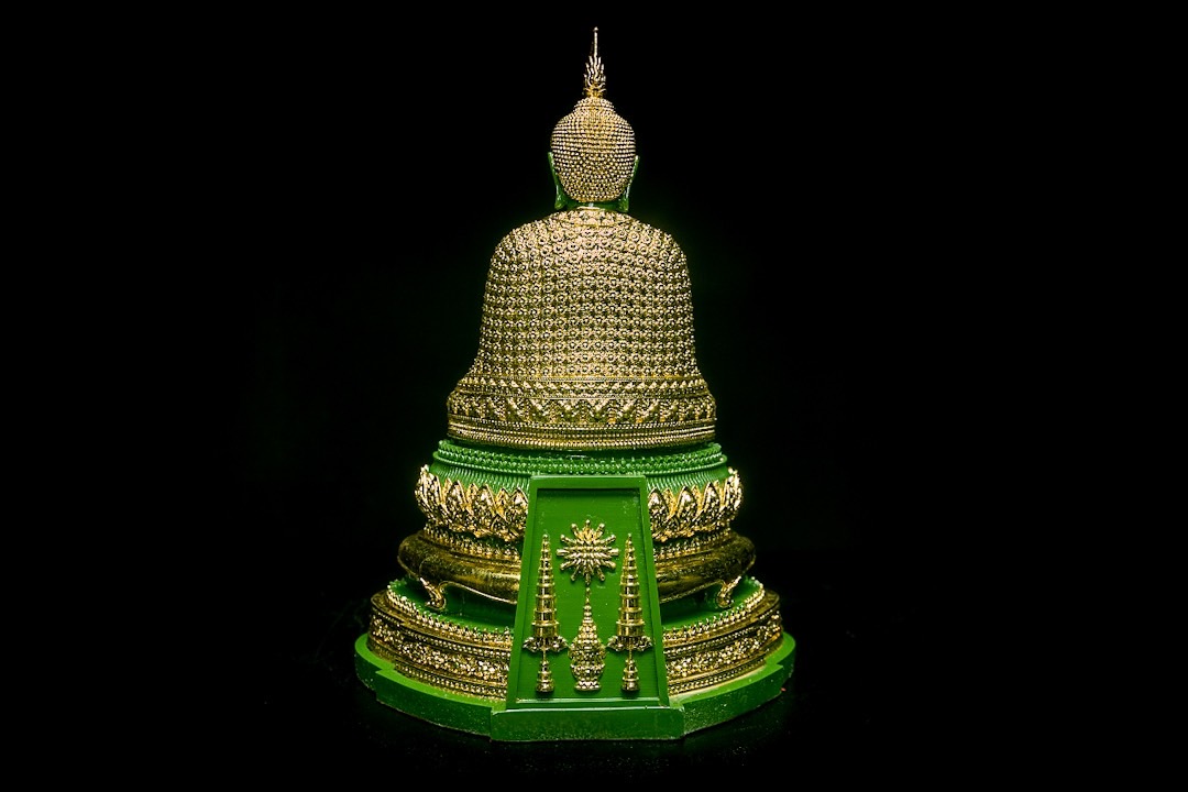 พระแก้วมรกต ฤดูร้อน ฤดูหนาว ฤดูฝน